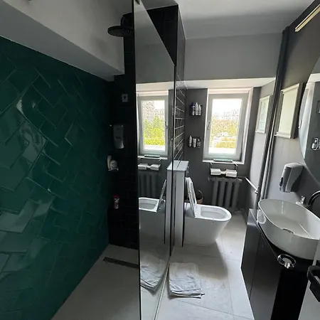 Lux Rond Alba Iulia * Bucarest