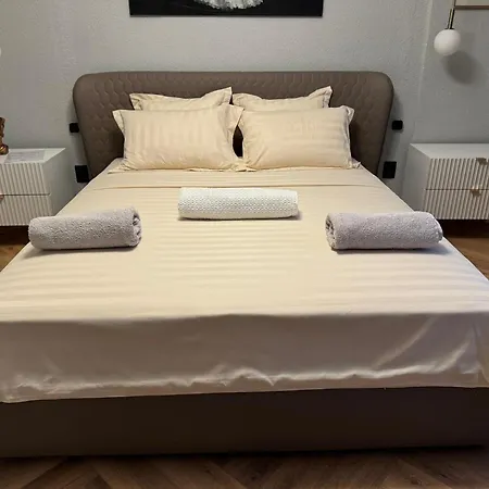 Lux Rond Alba Iulia Apartment Bucharest