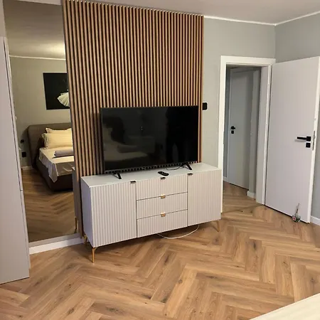 Lux Rond Alba Iulia * ブカレスト